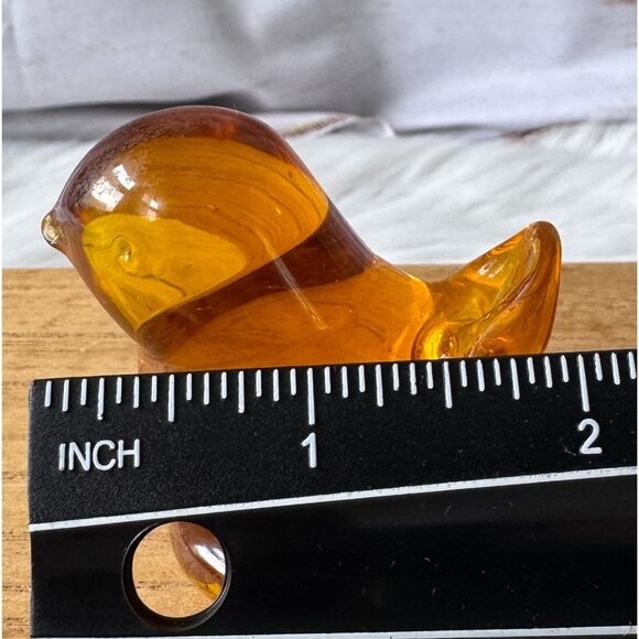 Vintage Titan Art Glass Baby Golden Canary Signed on Bottom Collectors Piece - Picture 8 of 8